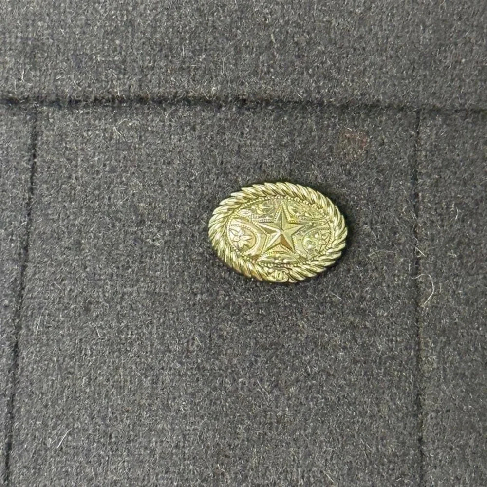 Chanel‎ Fall 2009 Navy Wool Alpaca Pleated Skirt Star Concho Button Size 40